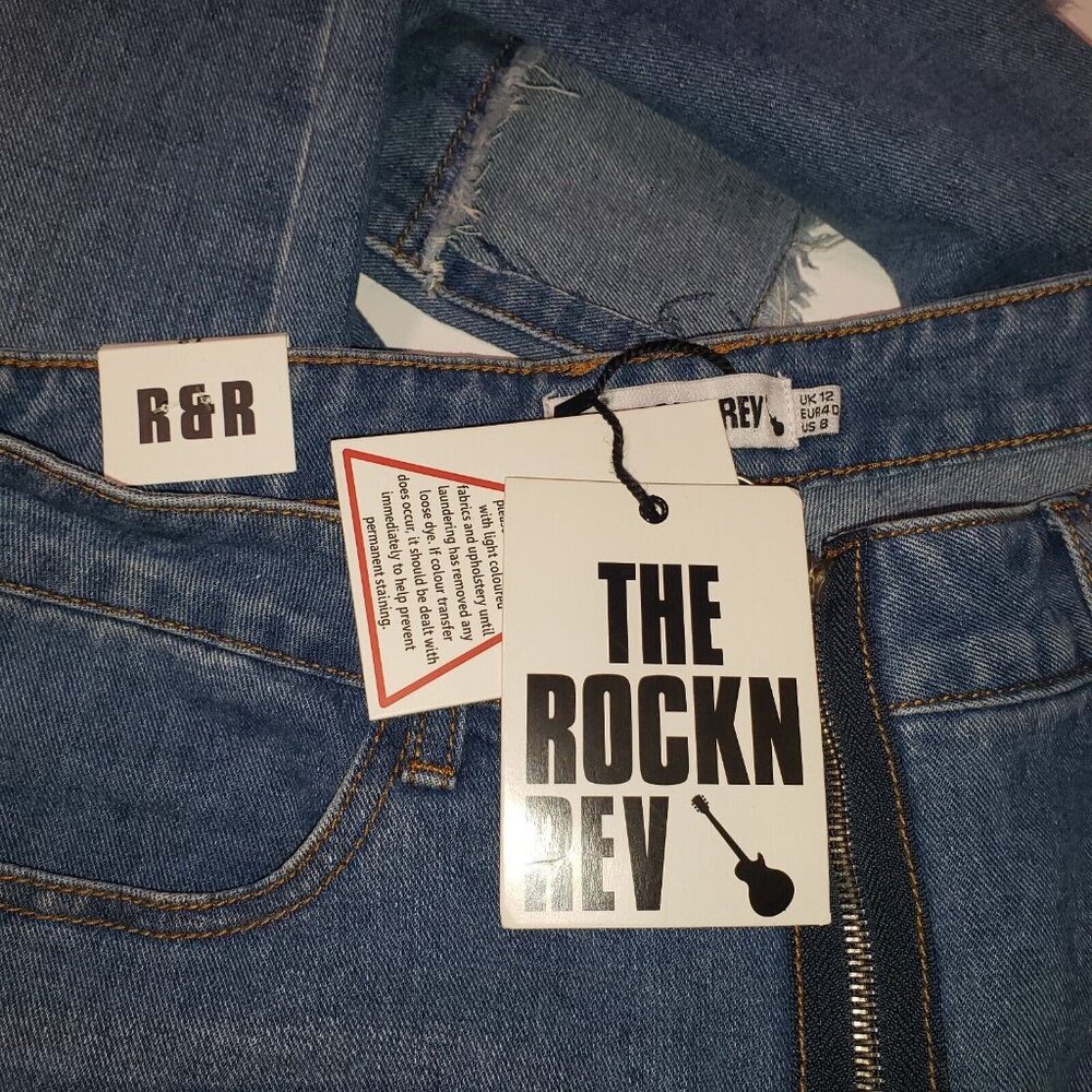 The Rockn Rev Jeans Women's Size 8 Step Hem Straight Leg Distressed Jeans NWT - Picture 15 of 15